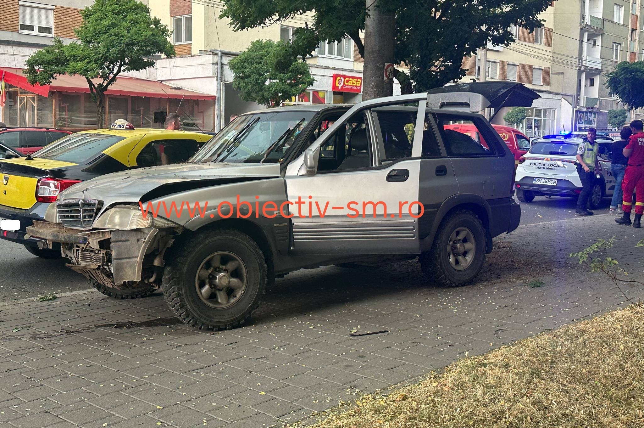 accident centru municipiul satui mare (2).jpg