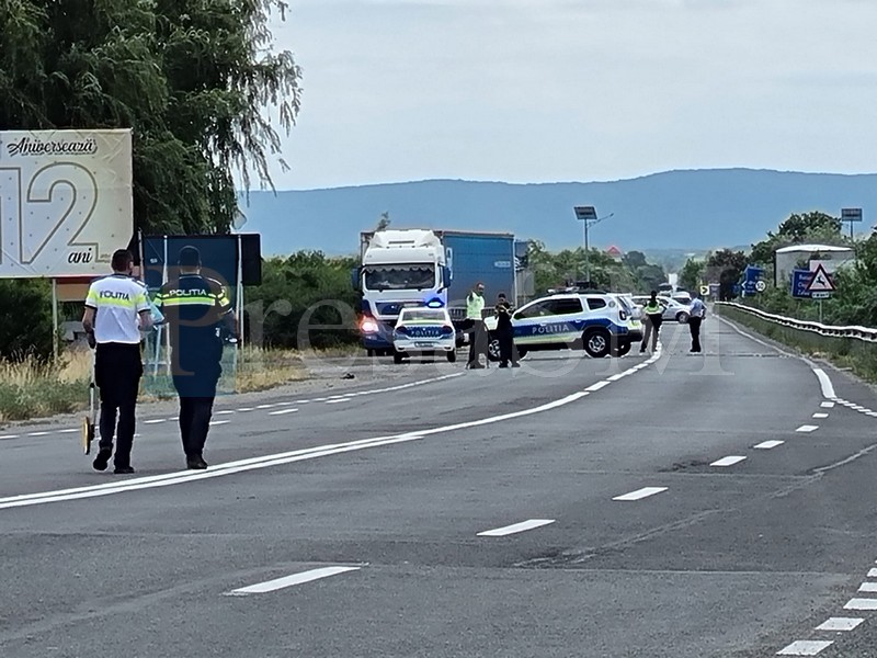 Fetiță (14 ani) lovită de o autoutilitară, în județul Satu Mare