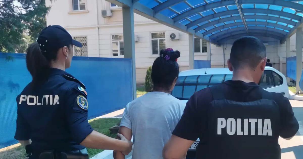 Sătmăreancă agresată de sora mai tânără. A chemat polițiștii în ajutor