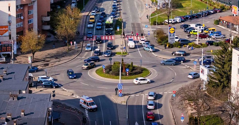 Încă un pas înainte pentru pasarela de la intersecția Crinul. Ce spun autoritățile locale