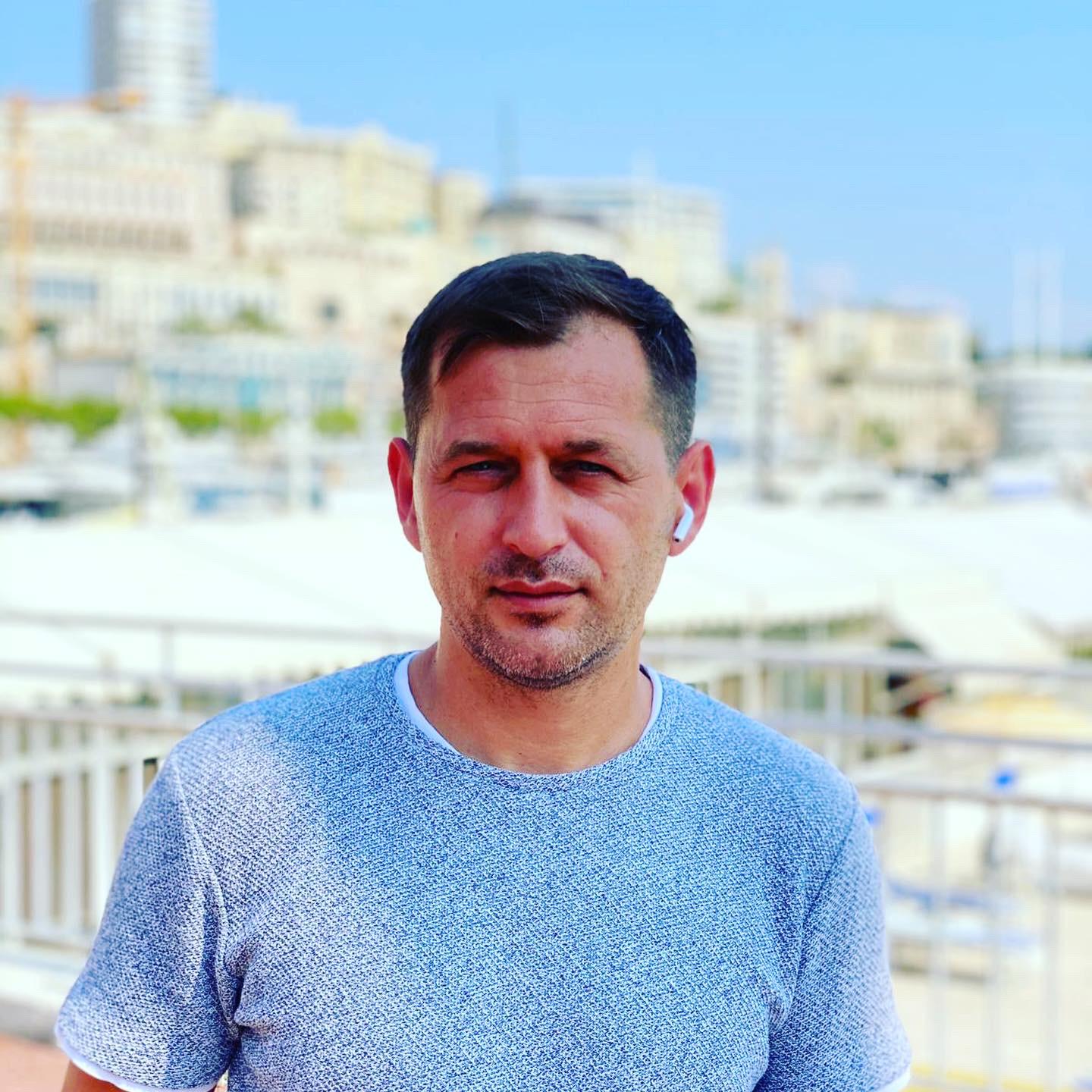 Jurnalistul Vasile Dale, ținta unei anchete abuzive. Libertatea presei, încălcată de autoritățile judiciare din Maramureș