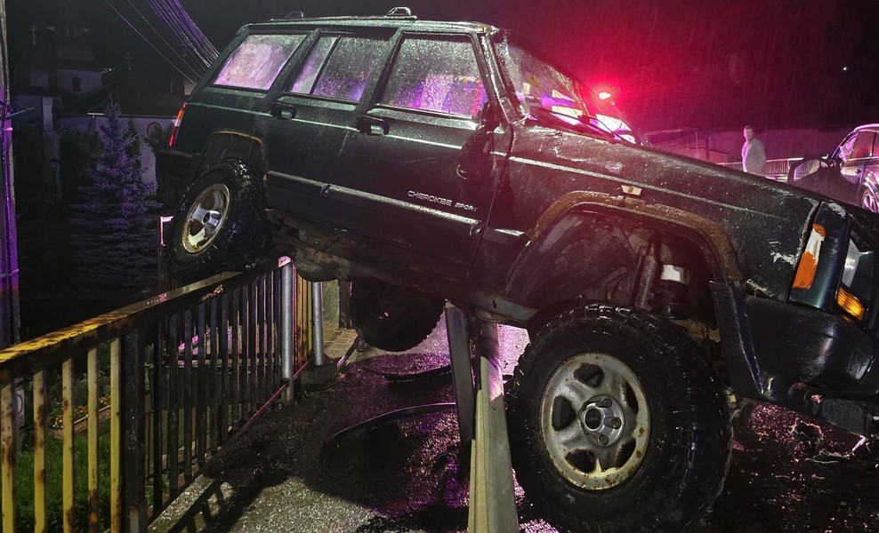 ACCIDENT NOAPTEA (2).jpg