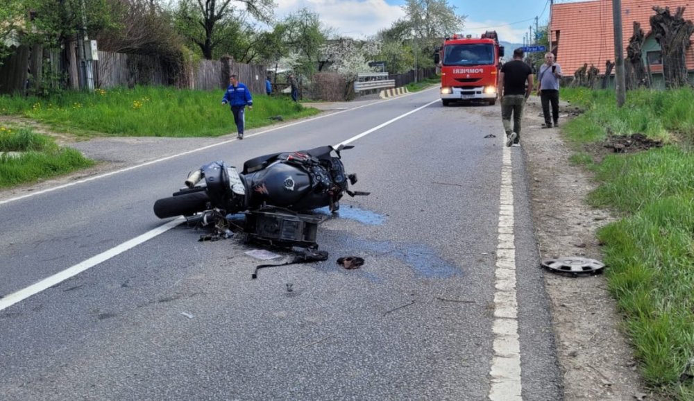 Accident în județul Satu Mare. Un motociclist a ajuns la spital