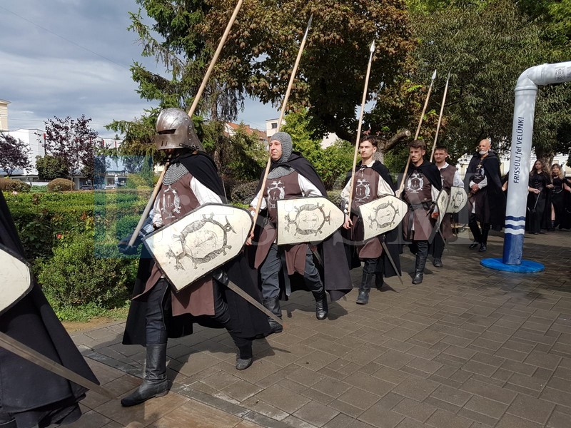 parada cavaleri satu mare17.jpg