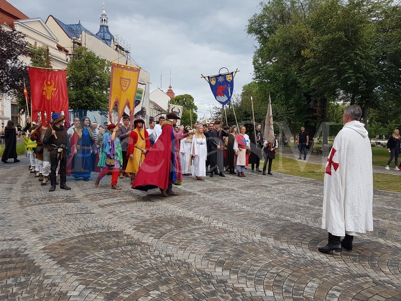 parada cavaleri satu mare30.jpg