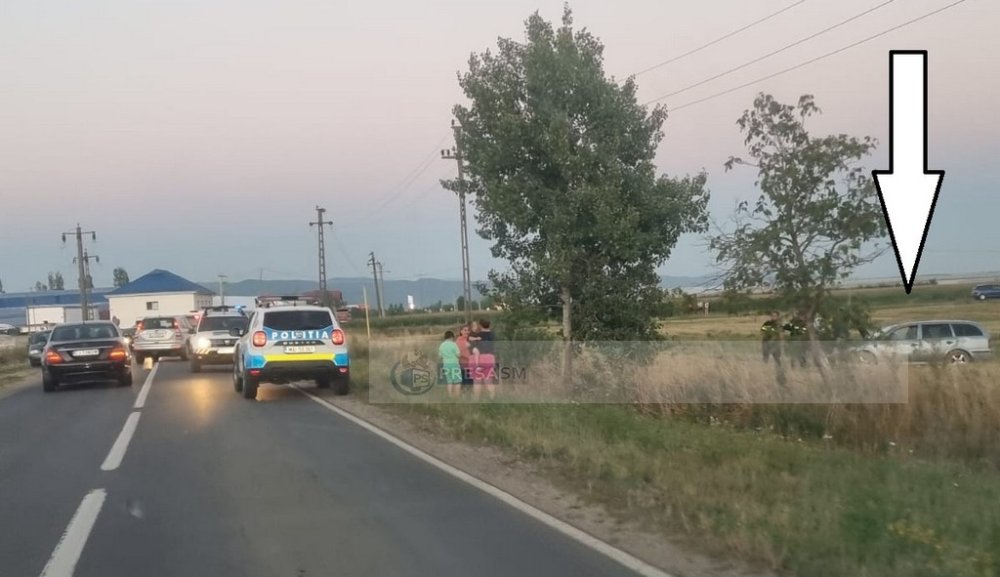 accident dn19 medies masina pe camp (4).jpg