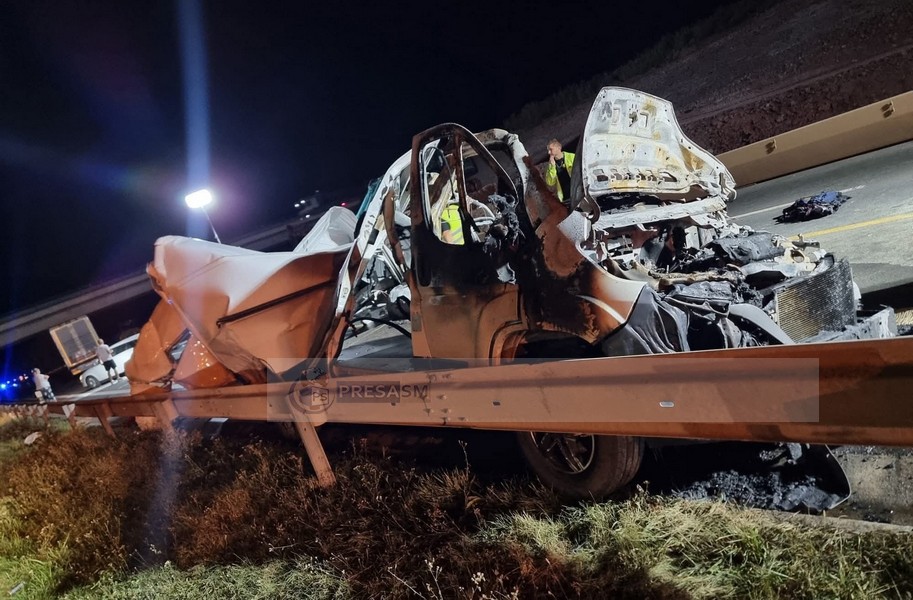 accident microbuz autoutilitară dubă autostrada (3).jpg