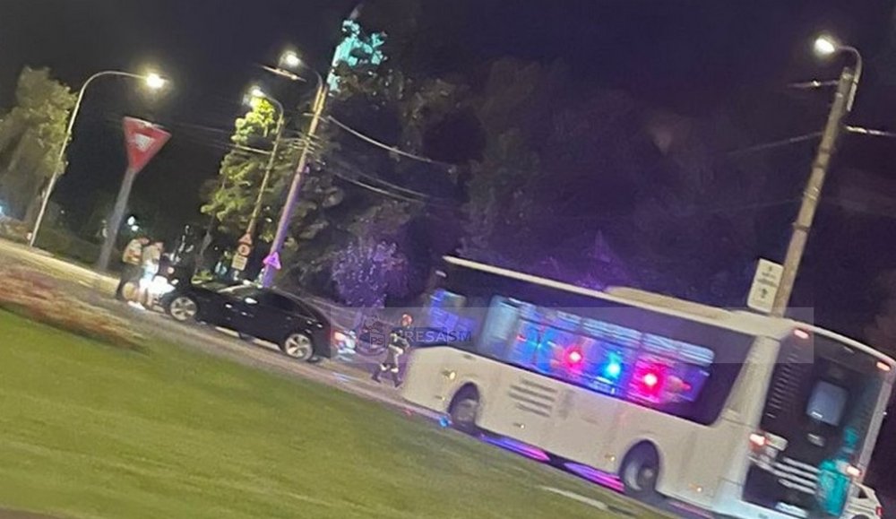 accident piata romana finante seara (3).jpg