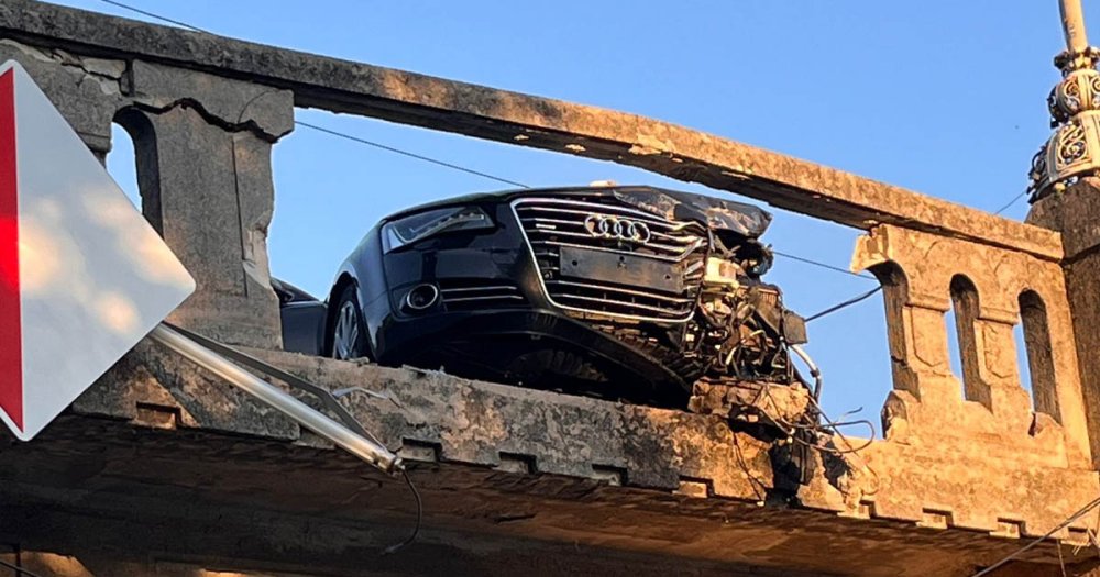 FOTO/VIDEO. Se întâmplă în România. Răzbunare mascată în accident. Momentul impactului, surprins de camere