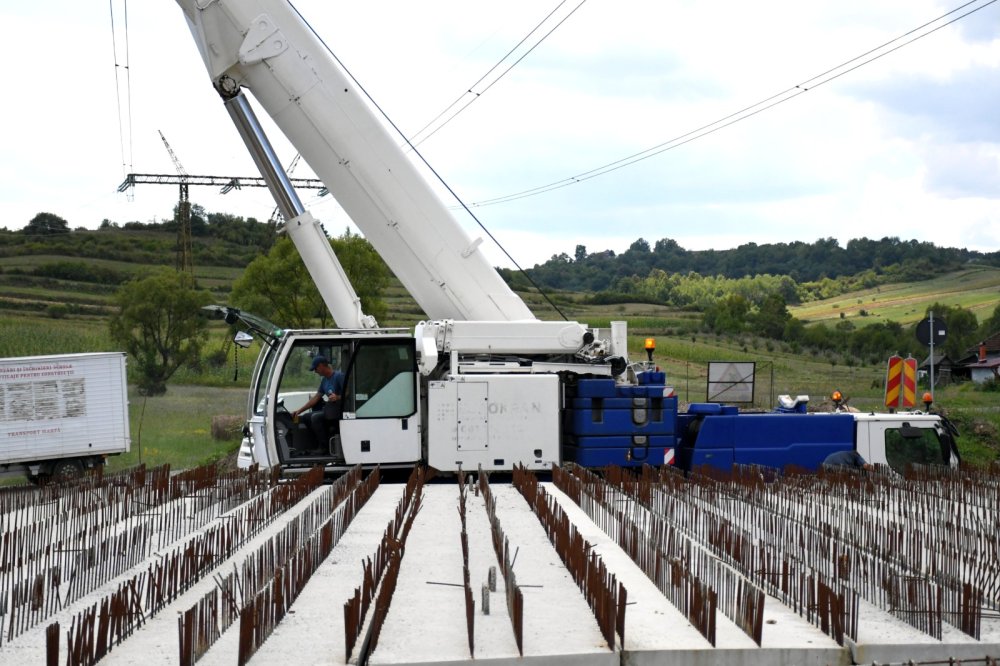 constructie pod barsau de jos (10).jpg