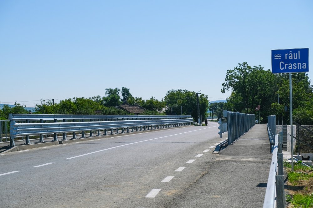 pod raul crasna judetul satu mare (2).jpg