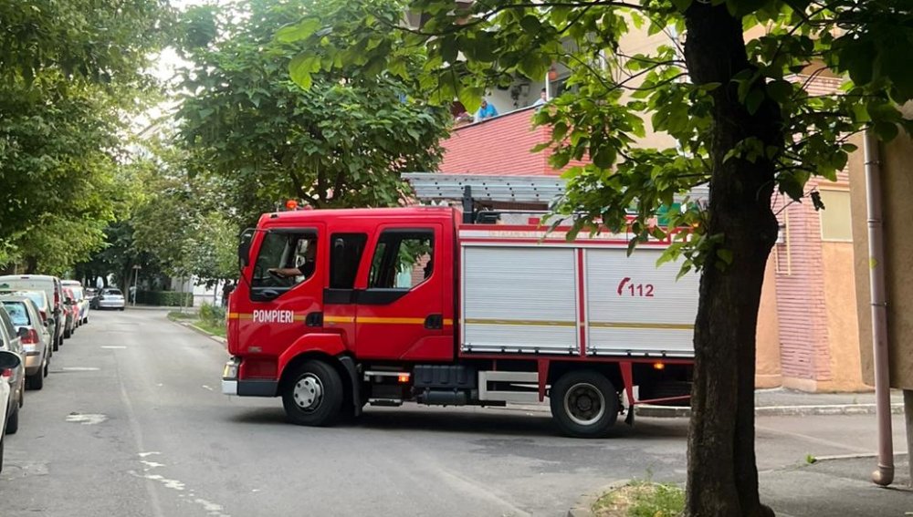 pompieri incendiu micro 16 (1).jpg