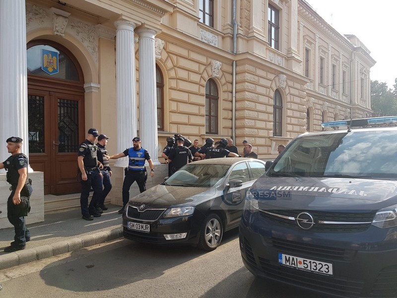 SATU MARE. Motivul șocant pentru care o mamă l-a iertat pe fiul violent. Judecătorii s-au opus