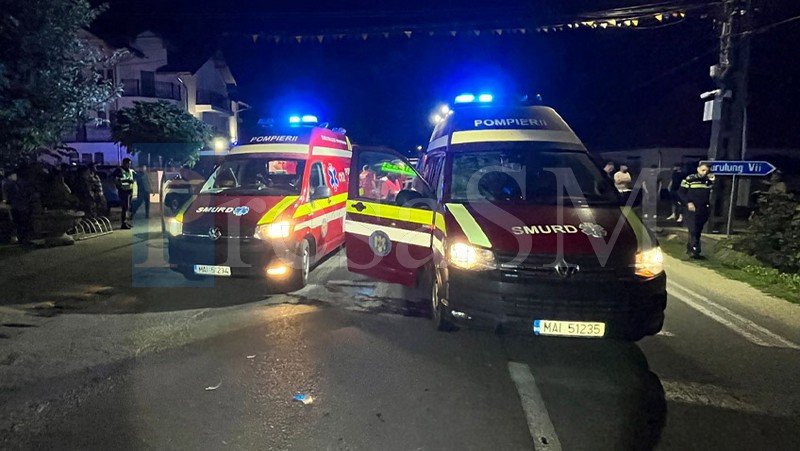 Accident în lanț în județul Satu Mare. Un tânăr șofer a ajuns la spital. Microbuz și trei mașini, implicate