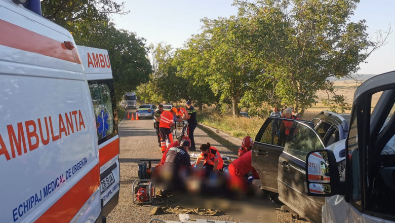 FOTO. Accident grav în țară. A fost activat Planul Roșu. Trei persoane au murit