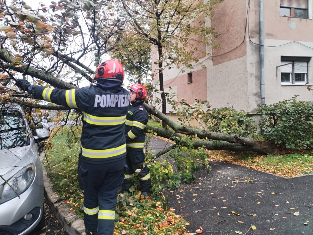 Avertizare meteo, timp de 2 zile, în județul Satu Mare. Rafale de până la 70 km/h