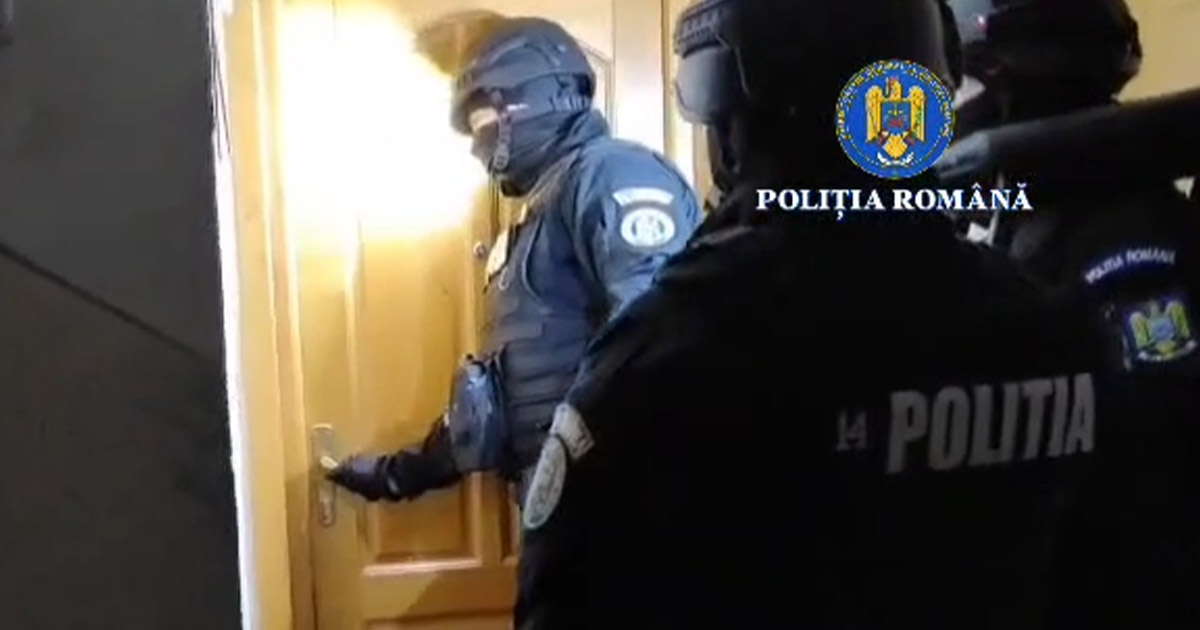 FOTO/VIDEO. Surpriză pentru mascați la descinderi. Unde au fost așcunși banii din evaziune