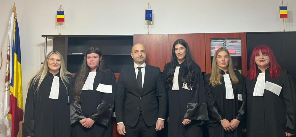 FOTO. Au depus azi jurământul 5 avocați stagiari în Baroul Satu Mare