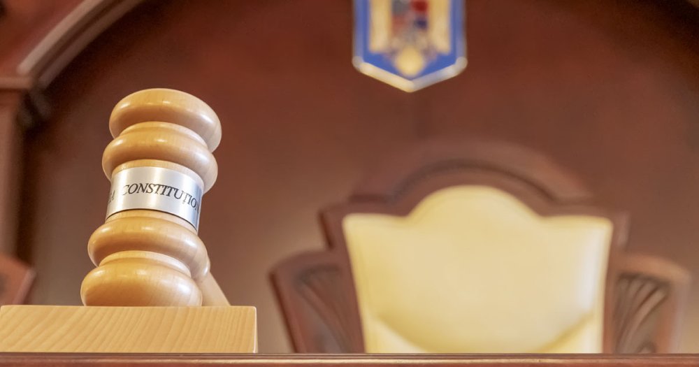 Judecătorii CCR ar putea rămâne fără bonusul de pensionare. Proiectul susținut de USR a trecut de Senat