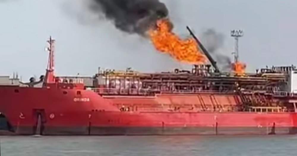 VIDEO. Localitate din țară evacuată din cauza unei nave cu GPL. A fost lovită de dronele rusești noaptea trecută