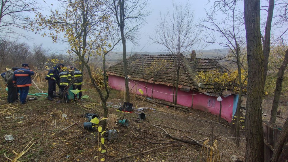FOTO. Crimă cumplită în țară. Scenariul de film gândit de femeia suspectată că și-a ucis sora