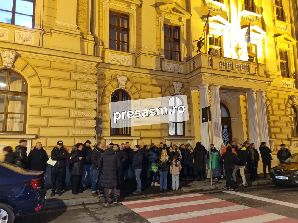FOTO/VIDEO. Protest la Satu Mare pentru Justiție. În fața Tribunalului