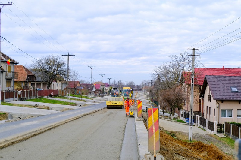 FOTO. Stadiul lucrărilor la DJ 193, ce leagă Satu Mare de Maramureș. Când se va finaliza proiectul