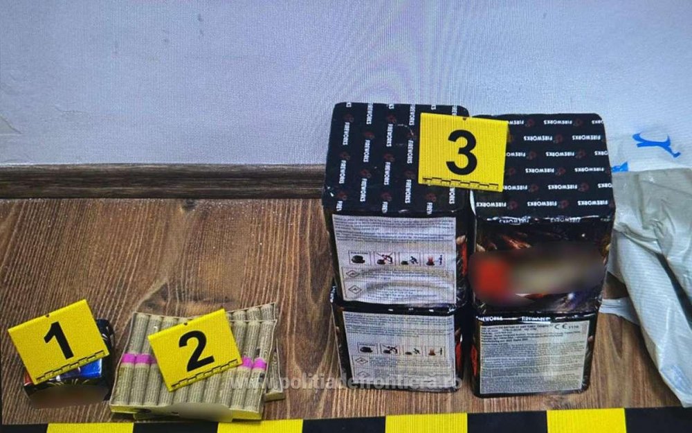 FOTO. Vânătoare de vânzători ilegali de petarde și artificii în Satu Mare. Polițiștii îi caută pe străzi