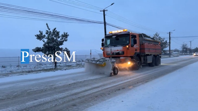 FOTO/VIDEO. Se intervine pe toate drumurile județene. Zeci de utilaje în teren