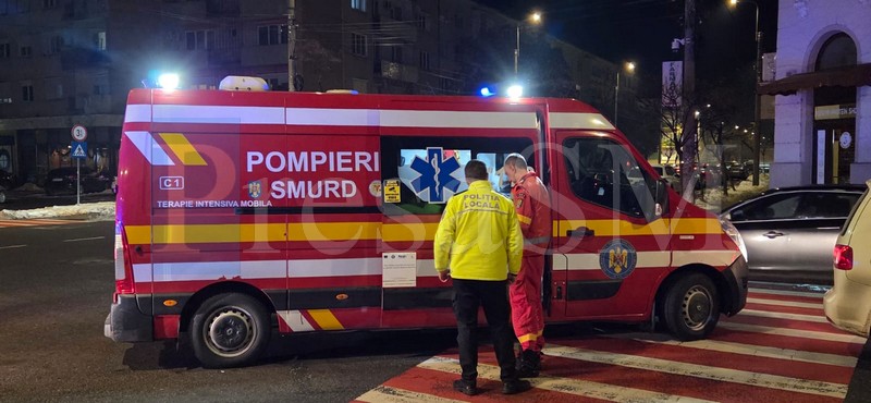 Accident teribil, astăzi, în Satu Mare. Tânără făcută ping-pong între două mașini!