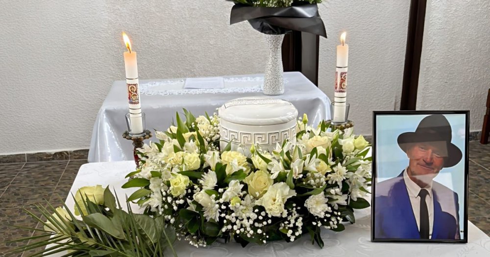 Spitalul Județean Satu Mare, în doliu. Medicii își iau rămas bun de la unul dintre colegi: ”Ne înclinăm în fața amintirii sale”