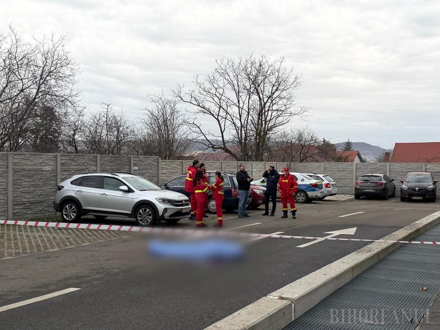 FOTO/VIDEO. Cine este elevul (13 ani) care s-ar fi aruncat de pe un bloc. Elev model la școală!