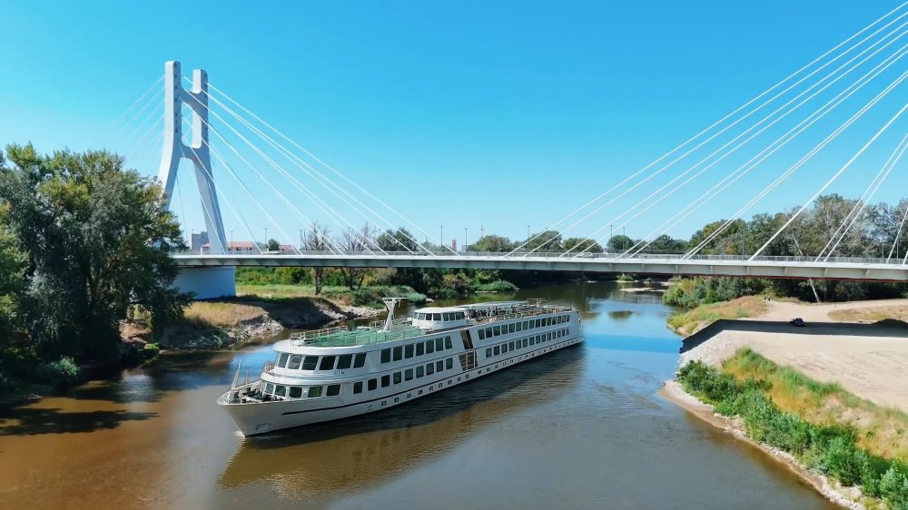 FOTO/VIDEO. Croaziere de lux pe Someș, cu plecare din Satu Mare – „Na, hai la relax!”