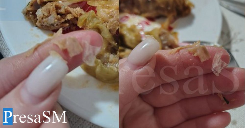 FOTO. Sarmale cu ingrediente ”secrete” la un mare supermarket din municipiul Satu Mare