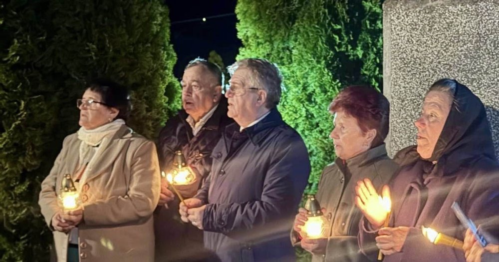 Mircea Govor, alături de comunitatea din Supur în noaptea de Înviere: ”Lumină, liniște și credință. Asta ne ține împreună”