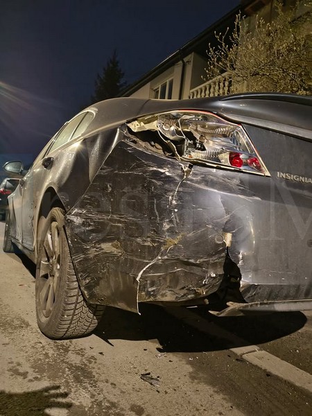accident masina noaptea avarie (2).jpg