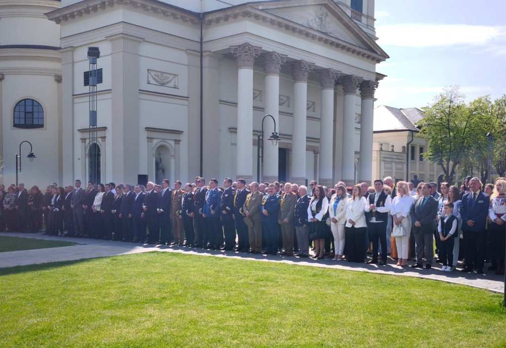 armata romana manifestari satu mare (10).jpg