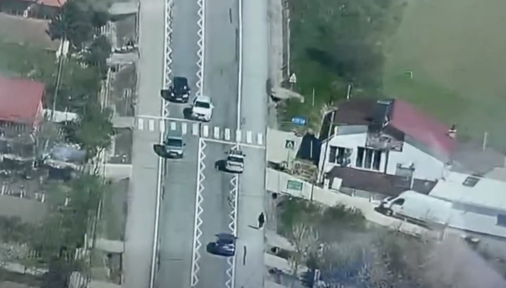 VIDEO. Șofer din Satu Mare, surprins din elicopter! A făcut TREI depășiri periculoase pe DN1C