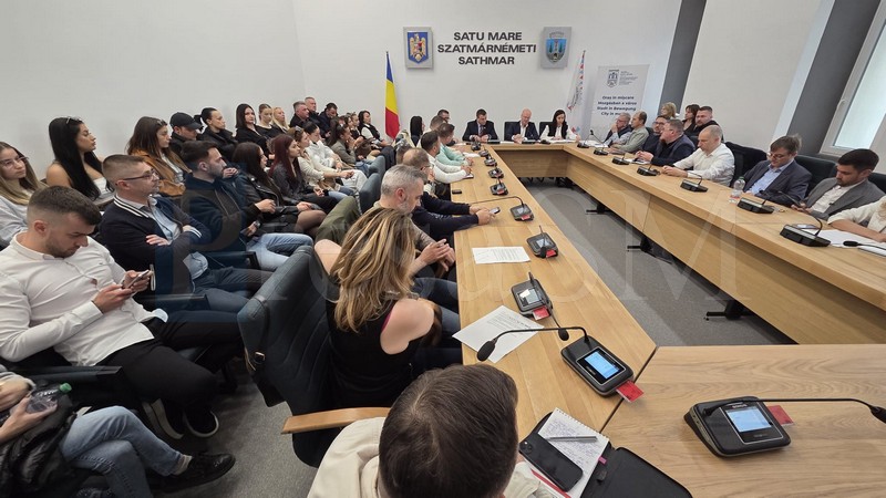 dezbatere păcănele1.jpg