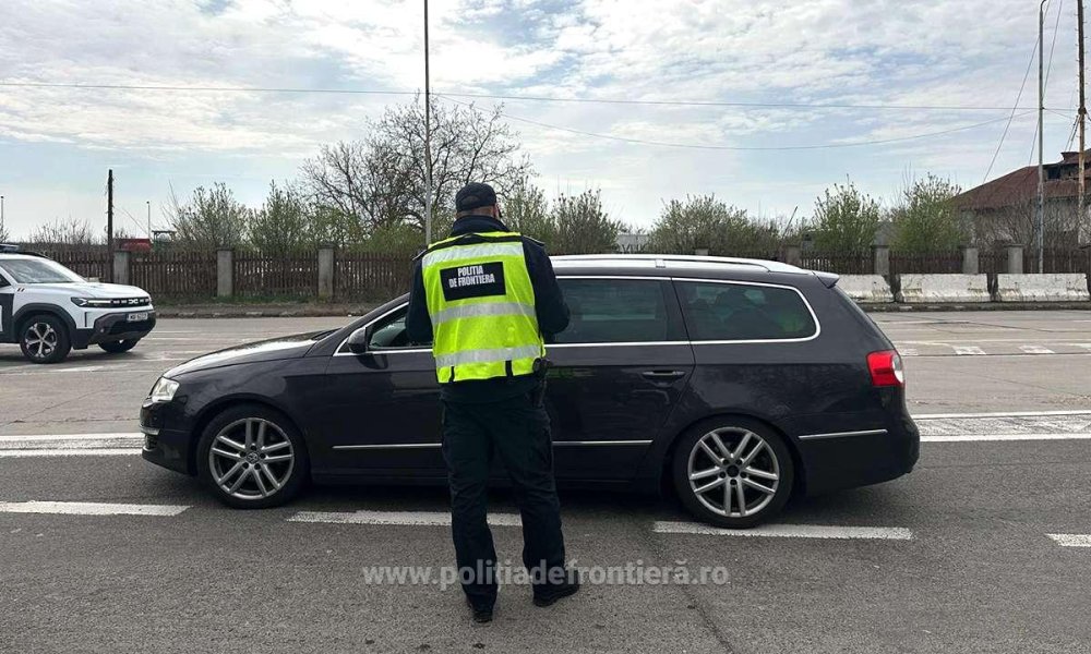 Când i-au văzut plăcuțele de înmatriculare, frontieriștii sătmăreni l-au tras pe dreapta