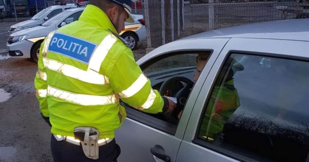 Sătmăreanul abia ce și-a luat permisul, că a și rămas fără el. O nouă întâlnire cu polițiștii i-a adus și dosar penal