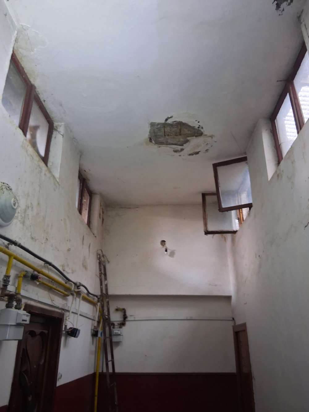 incendiu la un apartament din satumare.jpg