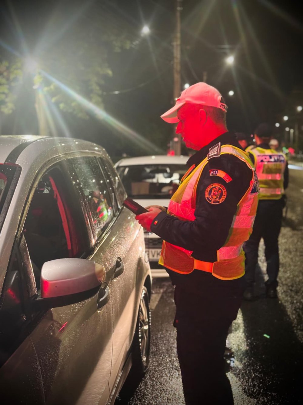 politie razie noaptea2.jpg