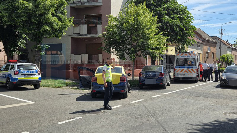 Accident ambulanță avram iancu 8.jpg