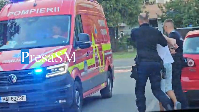 FOTO/VIDEO. Scandal fără precedent în Micro 17. Mai multe persoane încătușate după o bătaie izbucnită pe stradă