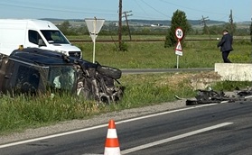 S-a urcat beat criță la volan. Avea aproape 2,9 la mie și s-a răsturnat cu mașina în șanț