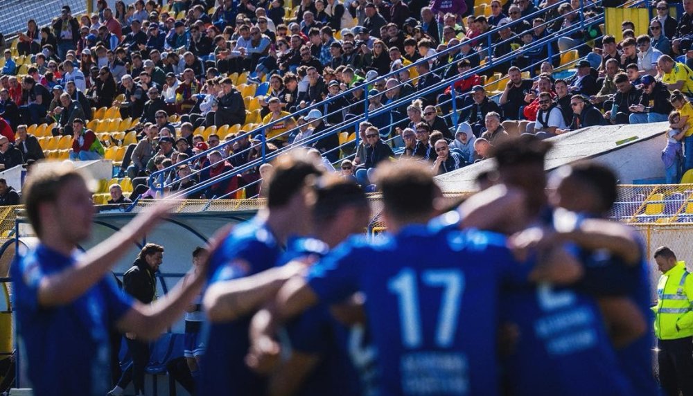 Ne mirăm că am retrogradat?! Patru jucători de la CSM Olimpia, inclusiv căpitanul, suspendați pentru pariuri