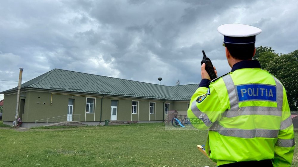FOTO. Trei copilași (6-7) de la o grădiniță din Carei, suspecți de...viol. Dosar penal deschis de Poliție