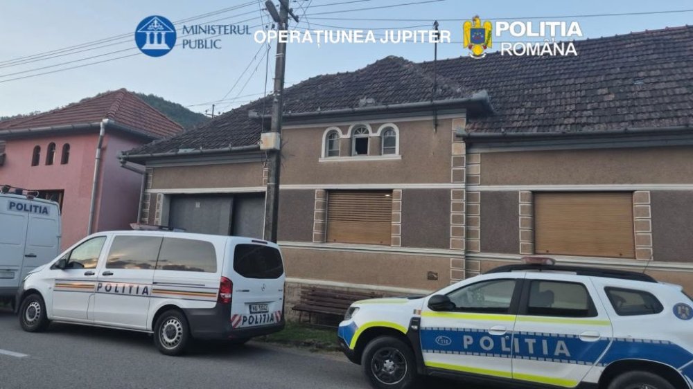 PERCHEZIȚII. Fraudă la o companie de telefonie mobilă: un angajat este suspectat că și-a însușit telefoane de 150.000 de lei
