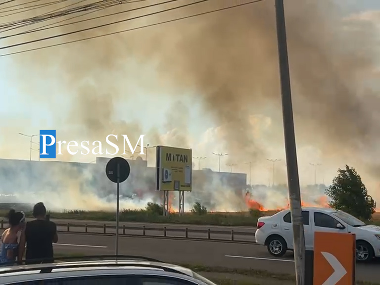 Incendiu la Auchan (1).jpg